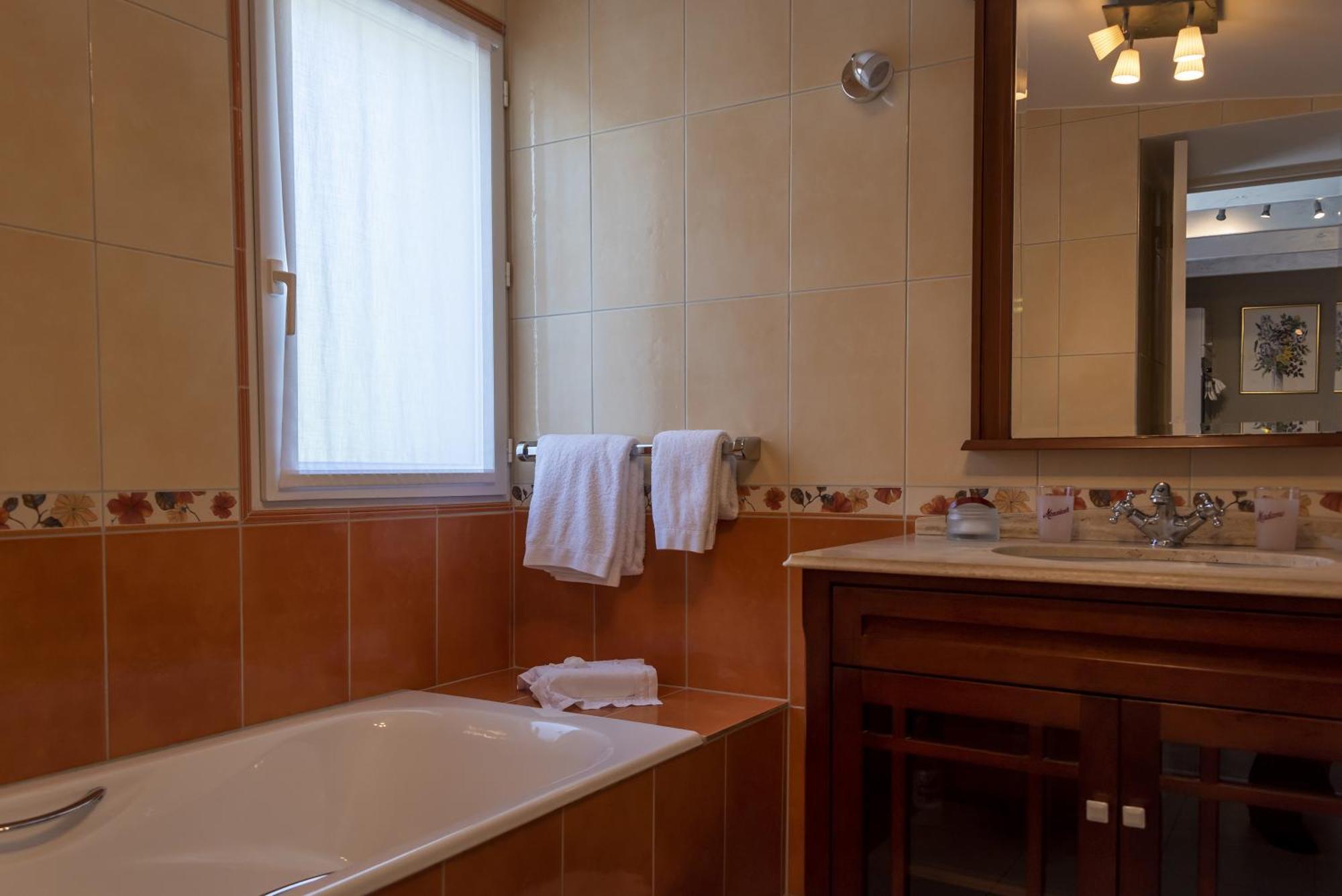 Hostellerie De La Motte Jean Сен-Кулом Экстерьер фото